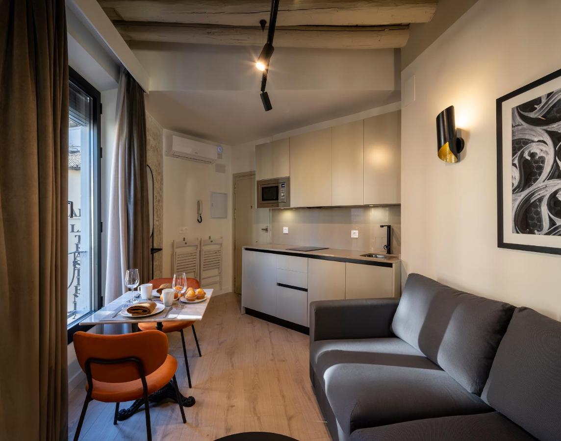 Home4U, Plaza Nueva 1 Γρανάδα Εξωτερικό φωτογραφία